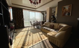 Фото 1: 3 комн. квартира, 74.1 м², 3/2 эт. - Рост Недвижимость