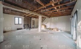 Фото 5: 2 комн. квартира, 90 м², 3/3 эт. - Рост Недвижимость