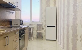 Фото 3: 2 комн. квартира, 50 м², 8/8 эт. - Рост Недвижимость
