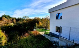 Фото 3: Дом 250 м² на участке 6 сот. - Рост Недвижимость