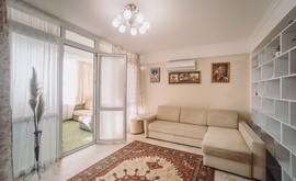 Фото 2: 2 комн. квартира, 70 м², 11/5 эт. - Рост Недвижимость