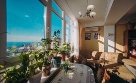 Фото 1: 2 комн. квартира, 70 м², 11/5 эт. - Рост Недвижимость