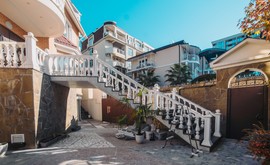 Фото 2: Дом 454.8 м² на участке 6 сот. - Рост Недвижимость
