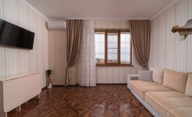 Фото 1: 2 комн. квартира, 41 м², 5/2 эт. - Рост Недвижимость