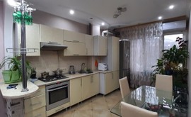 Фото 1: 2 комн. квартира, 63.2 м², 6/2 эт. - Рост Недвижимость