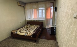 Фото 1: 1 комн. квартира, 29.5 м², 5/1 эт. - Рост Недвижимость