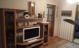 Фото 1: 2 комн. квартира, 49 м², 5/1 эт. - Рост Недвижимость