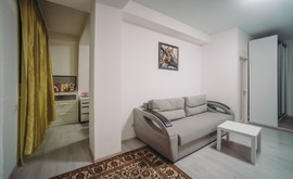 Фото 1: 2 комн. квартира, 51 м², 8/1 эт. - Рост Недвижимость