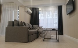 Фото 1: 3 комн. квартира, 90 м², 13/2 эт. - Рост Недвижимость