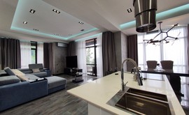 Фото 1: 3 комн. квартира, 100 м², 3/2 эт. - Рост Недвижимость