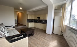 Фото 2: 3 комн. квартира, 72 м², 3/2 эт. - Рост Недвижимость