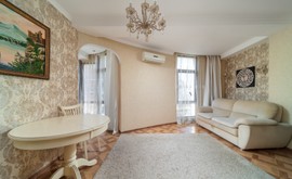 Фото 1: 3 комн. квартира, 56 м², 7/6 эт. - Рост Недвижимость
