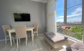 Фото 1: 3 комн. квартира, 66 м², 4/2 эт. - Рост Недвижимость