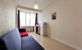 Фото 2: 2 комн. квартира, 42 м², 5/5 эт. - Рост Недвижимость