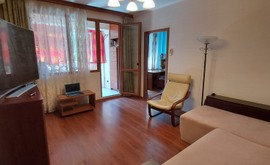Фото 1: 2 комн. квартира, 42 м², 5/2 эт. - Рост Недвижимость