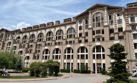 Фото 3: 1 комн. квартира, 56.2 м², 6/5 эт. - Рост Недвижимость