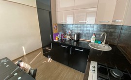 Фото 1: 2 комн. квартира, 53 м², 5/5 эт. - Рост Недвижимость