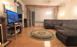 Фото 2: 3 комн. квартира, 139 м², 8/3 эт. - Рост Недвижимость