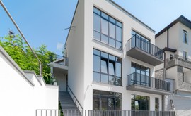 Фото 1: Дом 181.8 м² на участке 3.21 сот. - Рост Недвижимость