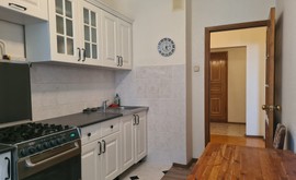Фото 1: 2 комн. квартира, 60.3 м², 9/8 эт. - Рост Недвижимость