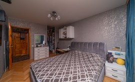 Фото 2: 2 комн. квартира, 48 м², 5/2 эт. - Рост Недвижимость