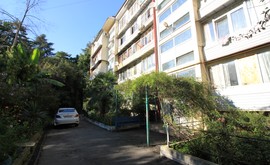 Фото 1: 2 комн. квартира, 58 м², 5/1 эт. - Рост Недвижимость