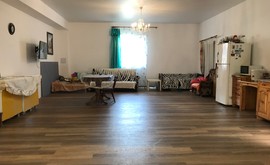 Фото 2: 3 комн. квартира, 100 м², 4/Цоколь эт. - Рост Недвижимость