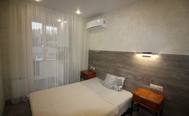 Фото 2: 2 комн. квартира, 46 м², 18/8 эт. - Рост Недвижимость