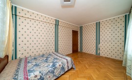 Фото 3: 1 комн. квартира, 35 м², 5/4 эт. - Рост Недвижимость