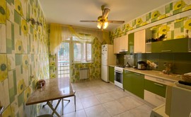 Фото 4: 3 комн. квартира, 90 м², 5/4 эт. - Рост Недвижимость