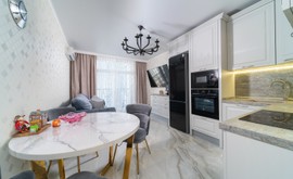 Фото 1: 2 комн. квартира, 61.1 м², 18/9 эт. - Рост Недвижимость