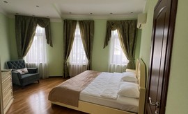 Фото 4: Дом 560 м² на участке 12 сот. - Рост Недвижимость